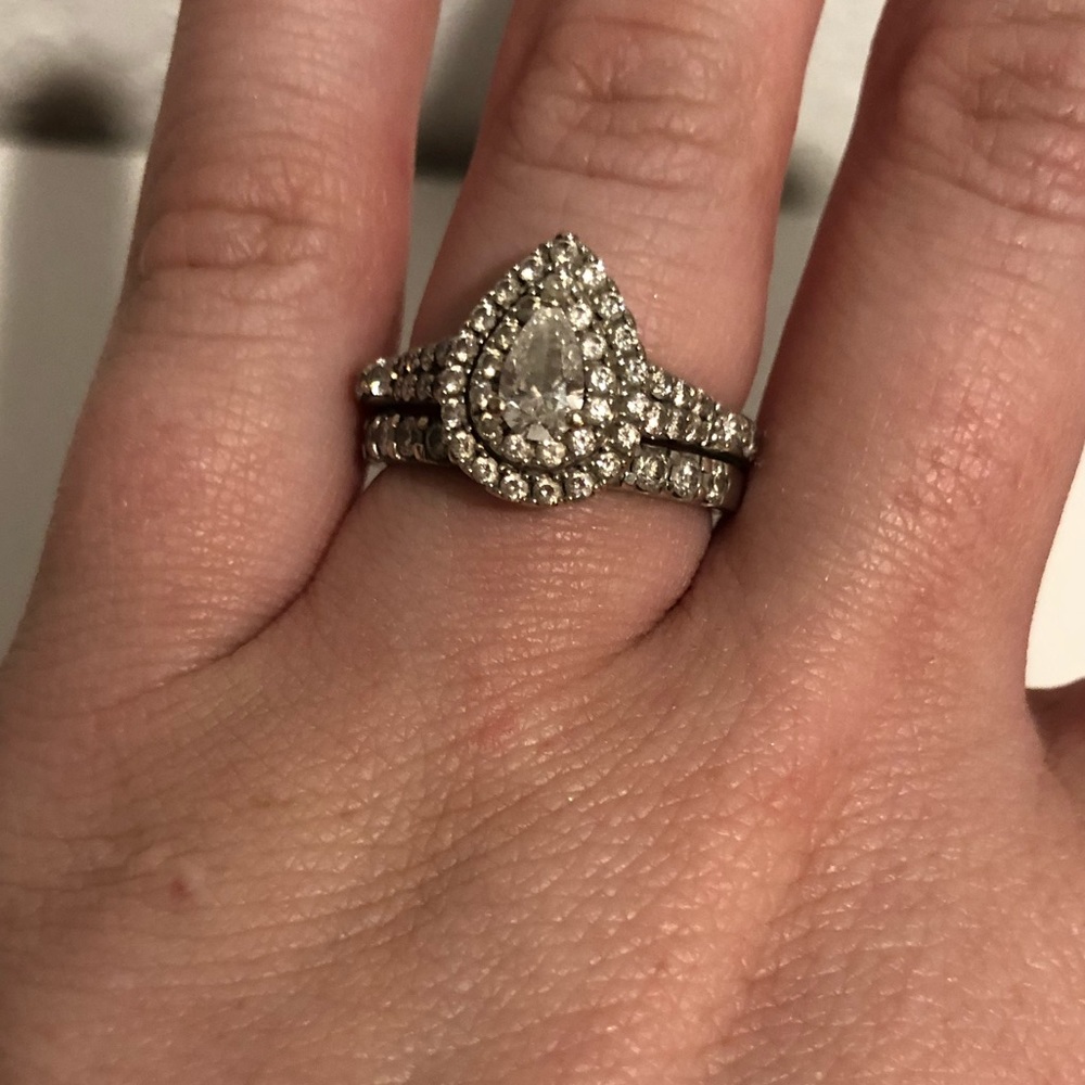 Authentic Zales Disney Ariel engagement ring